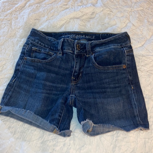 American Eagle Outfitters Pants - American Eagle Midi Shorts Size 0